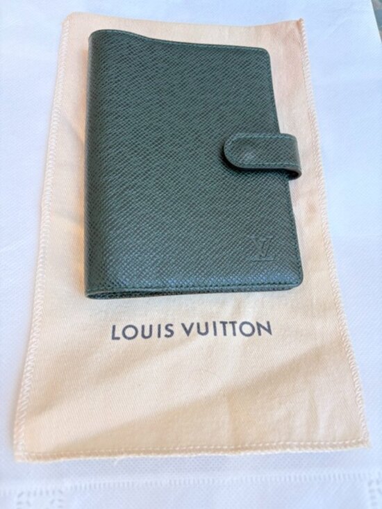 LOUIS VUITTON Other - Louis Vuitton Taiga Agenda PM Notebook Cover, Evergreen NWOT